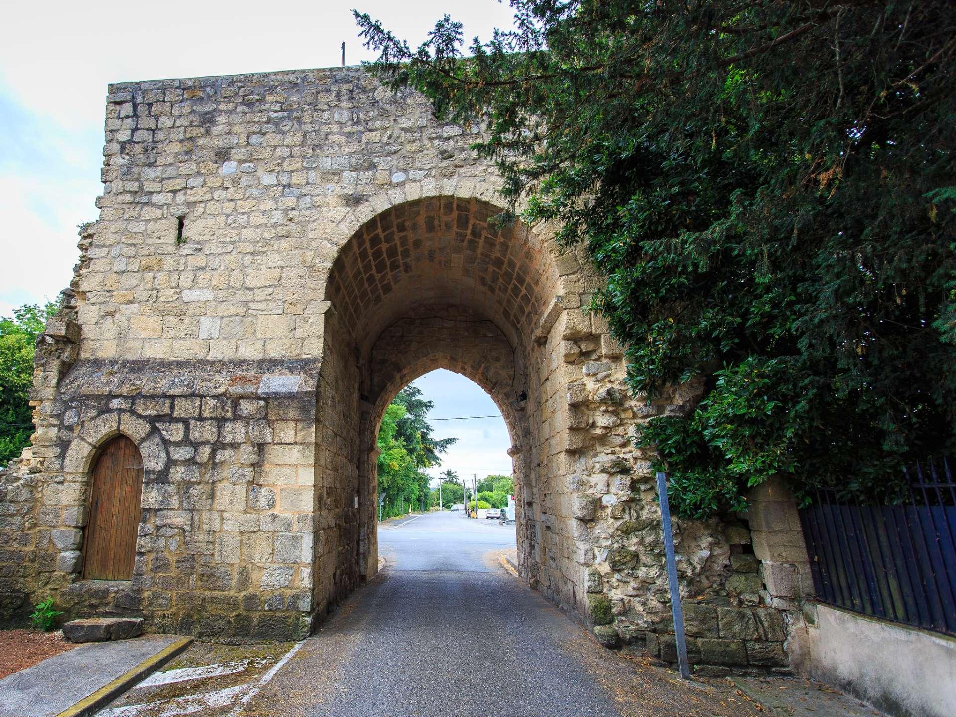 Porte saint romain david remazeilles gironde tourisme